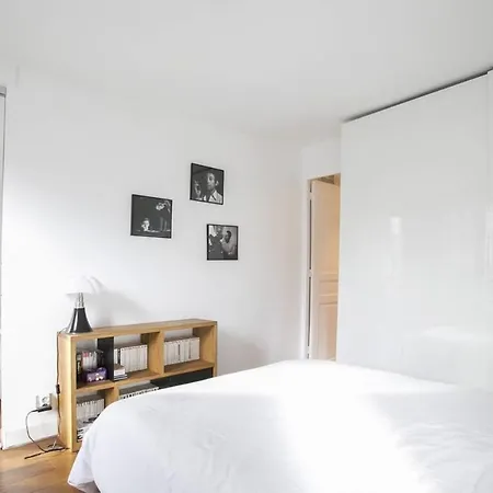 Spacious Loft In The 6th Arr By Guestready